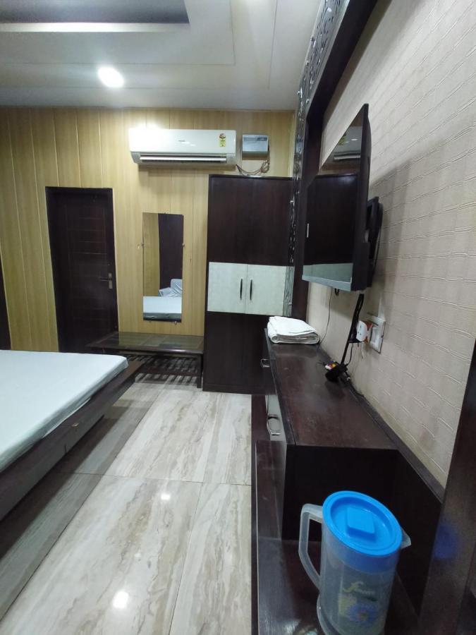 Hotel Prakash Regency Hapur Luaran gambar