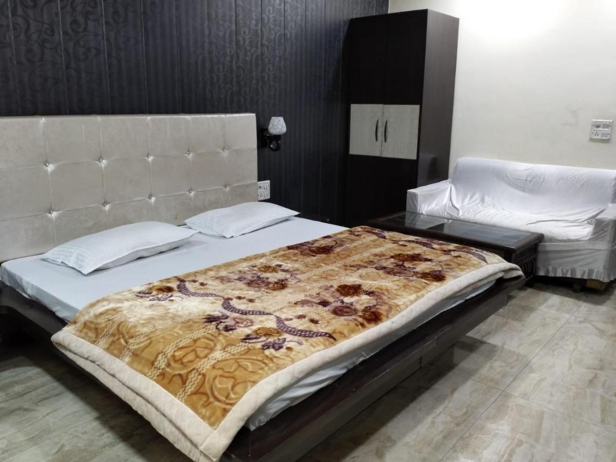 Hotel Prakash Regency Hapur Luaran gambar